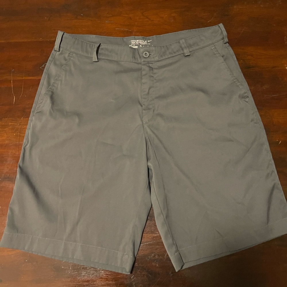 Nike Golf Tour Performance Dri-Fit  Gray Men's Golf Shorts Size 34
